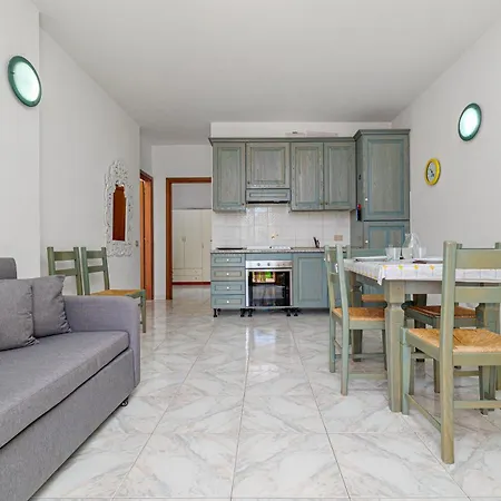 Trilo Deledda Apartment