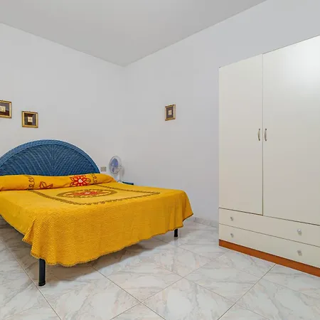 Apartment Trilo Deledda *