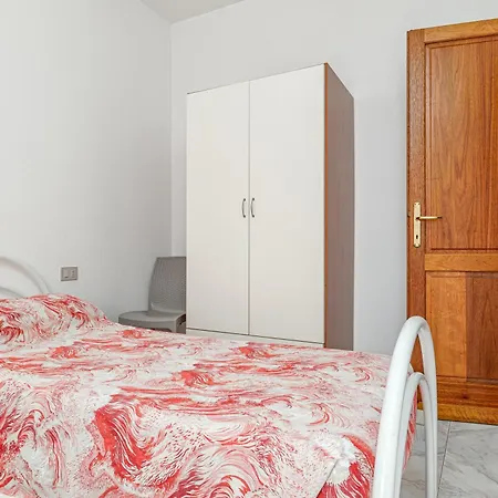 Trilo Deledda * Сан-Теодоро